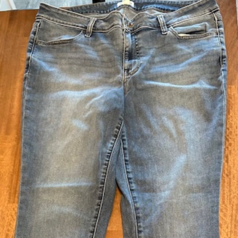 m jeans by maurices™ Mid Rise Jegging